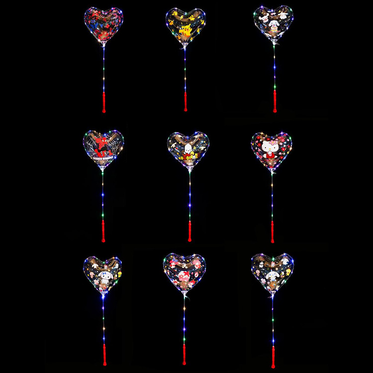 గుండె ఆకారంలో ముద్రించిన బోబో బుడగలు